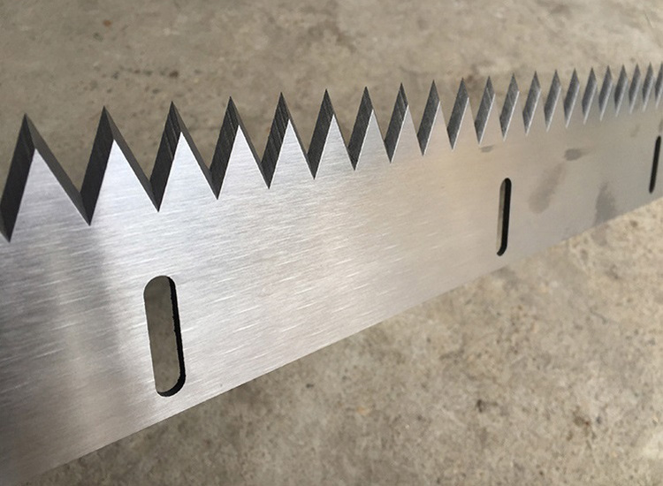 鋸齒刀(dao)片