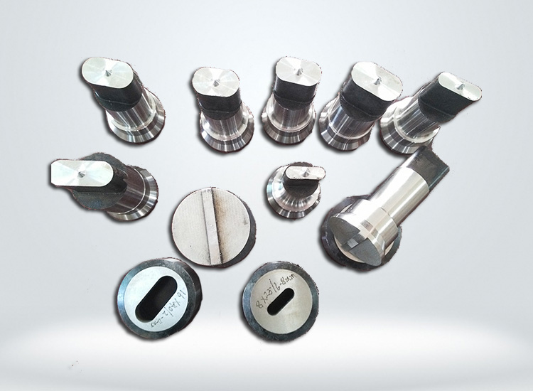 數控(kòng)沖模具(jù)